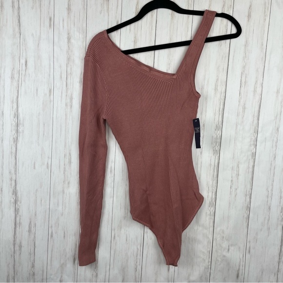 Abercrombie and Fitch NWT dusty rose mauve knit bodysuit medium - Picture 1 of 4